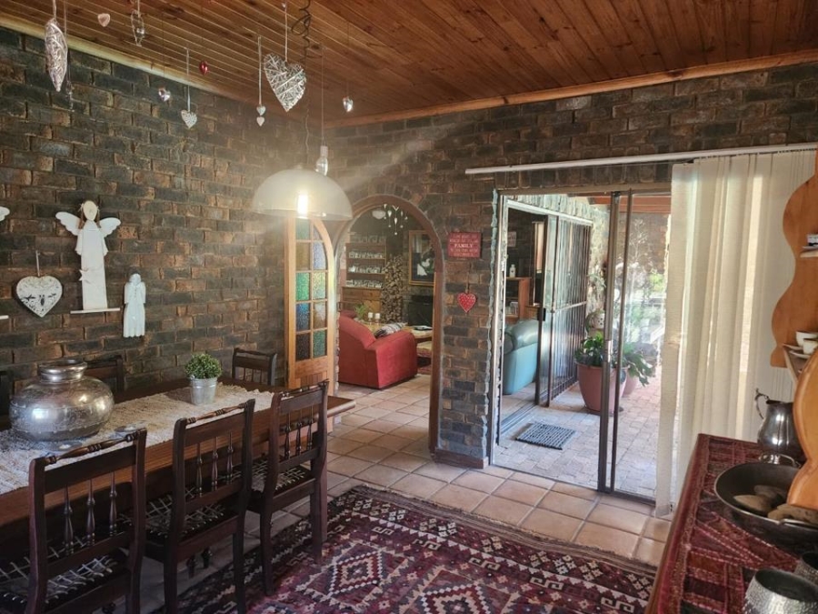 4 Bedroom Property for Sale in Panorama Western Cape